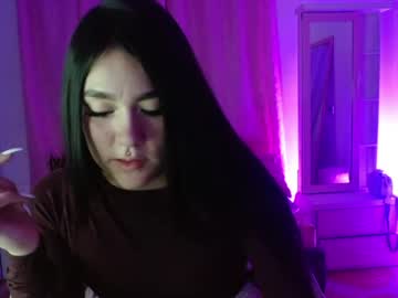 alaia3