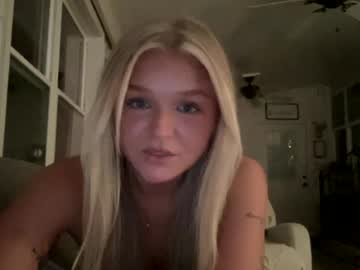 elliemaee