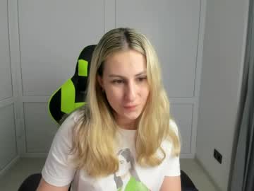 julia sunshinee