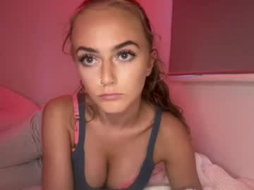 kitty03xo