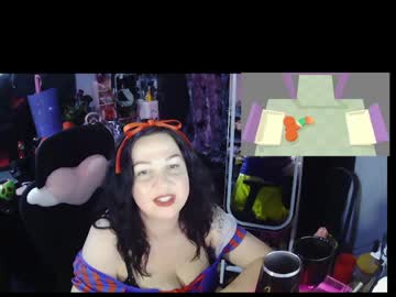 spooky boo babe