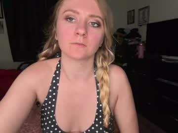 taylor mae offi
