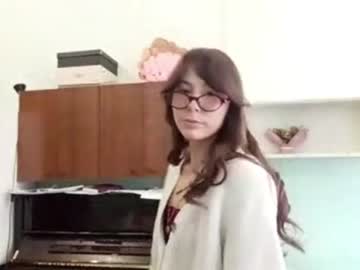 zendaya kira